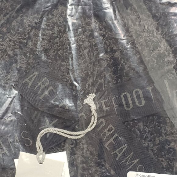 Barefoot Dreams CozyChic Pom Pom Beanie & Scarf Set Carbon/Black OS Winter Wear - Picture 10 of 12